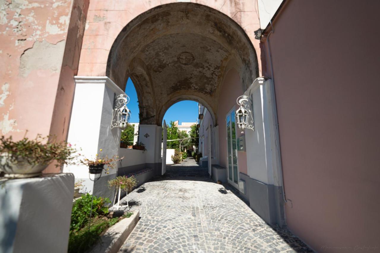 Controvento In Villa Eldorado Procida Luaran gambar